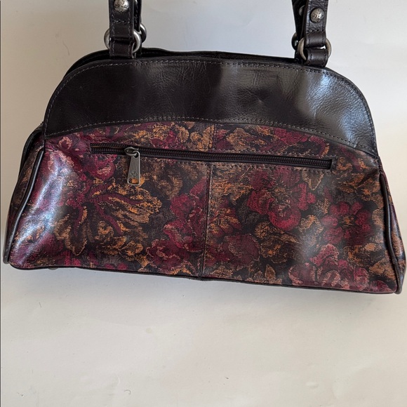 Patricia Nash Macellara Vintage Floral
Brocade Oval Leather Satchel Shoulder Bag - Picture 2 of 9